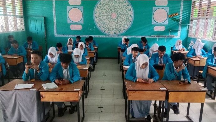 Hari Pertama ASAS Genap di MAN 1 Bungo Berjalan Lancar, Ujian Berbasis Android Minim Kendala