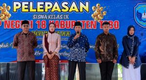 SMPN 18 Tebo Rayakan Kelulusan 50 Siswa Lewat Pentas Seni dan Pelepasan Alumni