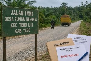 Jalan TMMD Tebo Belum Jadi Aset Daerah, Pengajuan PT Montd'Or Oil Mandek