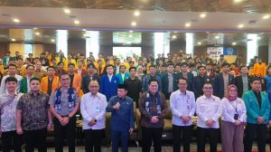 Gubernur Al Haris Hadiri Pembukaan Munas XIX BEM SI Kerakyatan di UNJA, Dorong Mahasiswa Jadi Mitra 